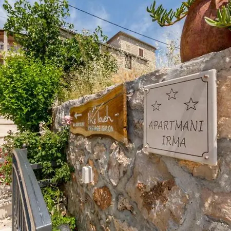 Irma Apartment