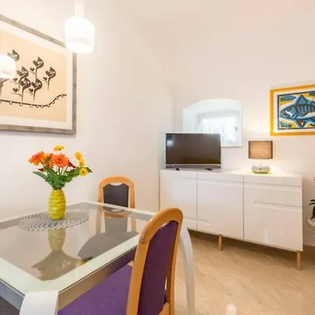 Apartment Irma