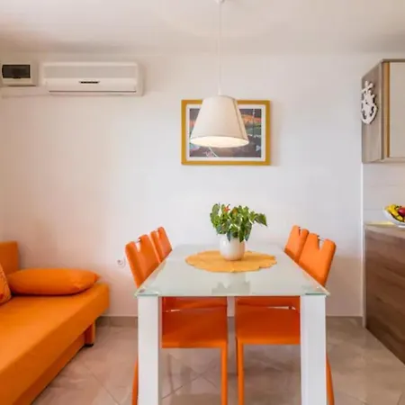 Irma Apartment