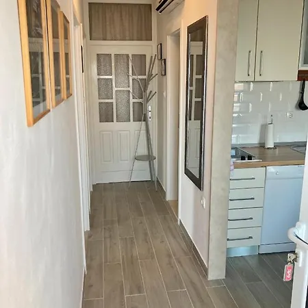 Apartment Irma Bol